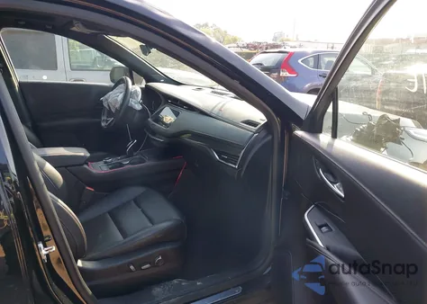 2020 Cadillac Xt4 Awd Sport z USA, uszkodzony, nr VIN 1GYFZFR44LF092766